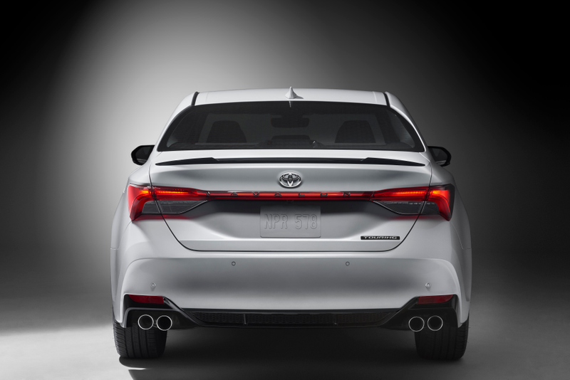Illustration for article titled 2019 Toyota Avalon: We're Still Doing This One, Huh